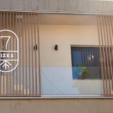 7rizes Luxury Living Apartahotel