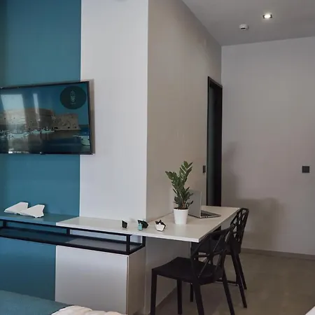 7rizes Luxury Living *