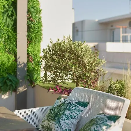 7rizes Luxury Living Apartahotel