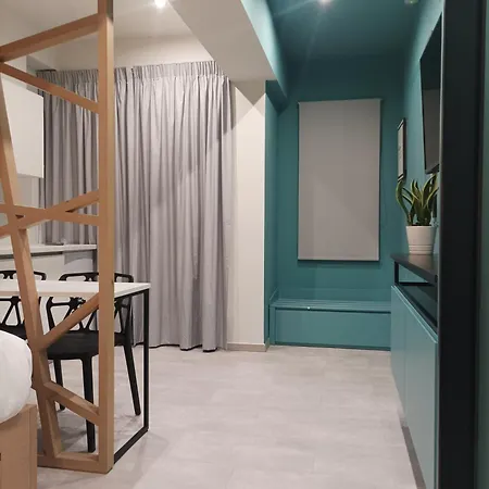 7rizes Luxury Living Apartahotel *